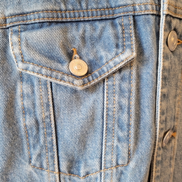 Hudson L/XL Women's Fitted Denim/Jean Jacket - Picture 5 of 7